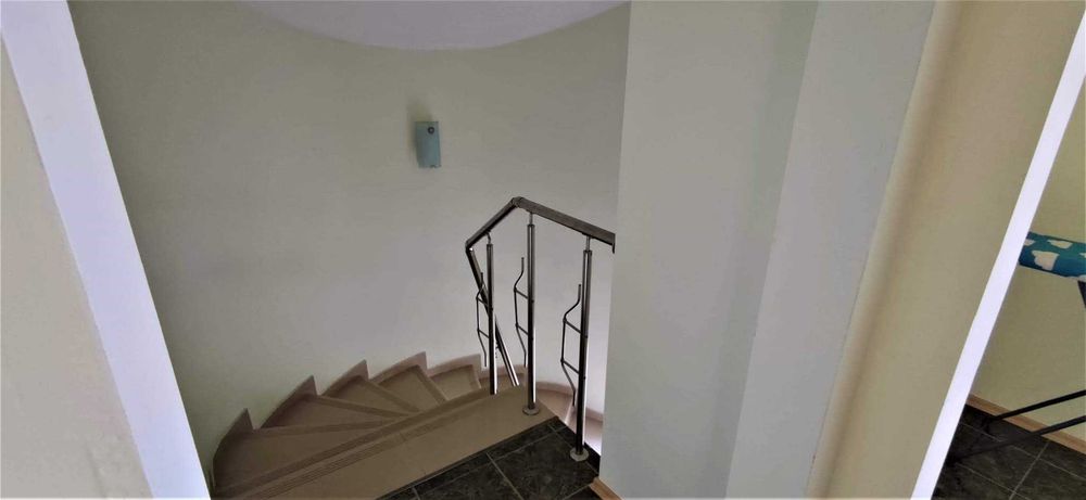 Продава се Къща в Бургас, Ветрен - 338 кв.м за 629 €/кв.м - Снимка #3