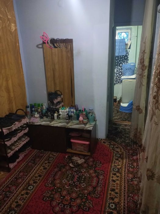 2 хонали квартира сотилади Бешарик фаезиобод 142дом