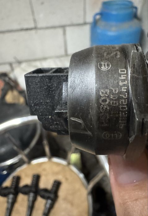 Vand injectoare in stare buna vw passat