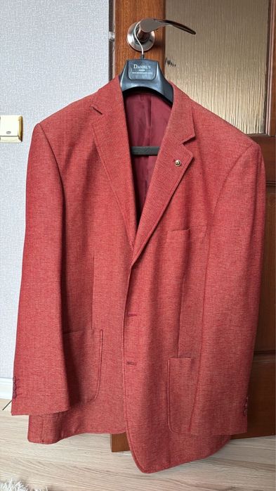 Костюмы и галстуки