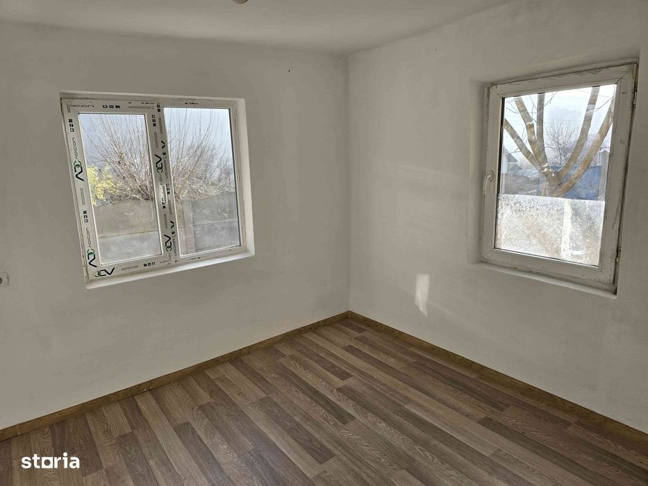 Casa + teren 1200mp Com. Bralostita jud. Dolj