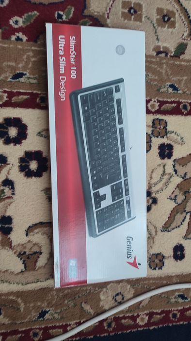 Клавиатура Genius новый .