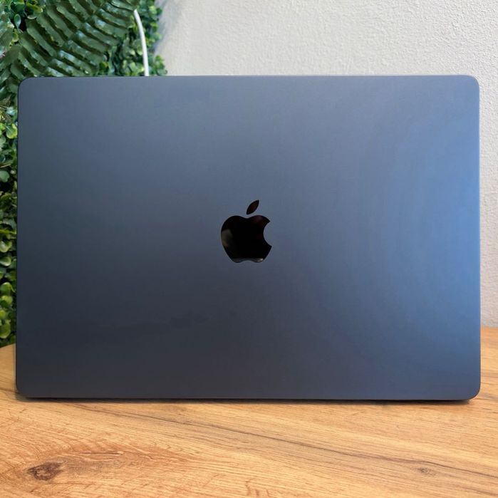 MacBook Air 15 M3 256GB RAM 16GB Midnight - GARANTIE 12 LUNI | TrueGSM