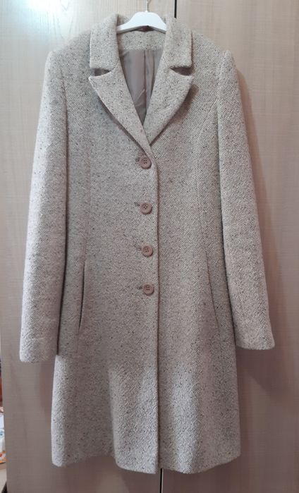 Продам женское пальто
