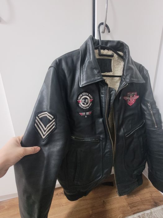 Мужская кожаная куртка