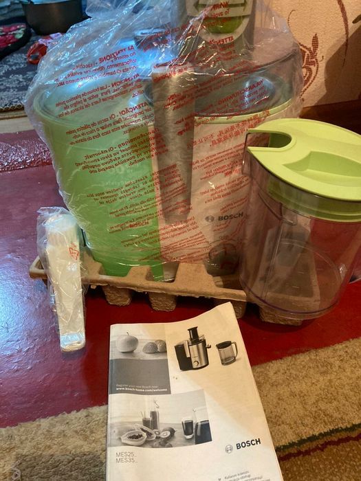 Продается соковыжималка  BOSCH новый.