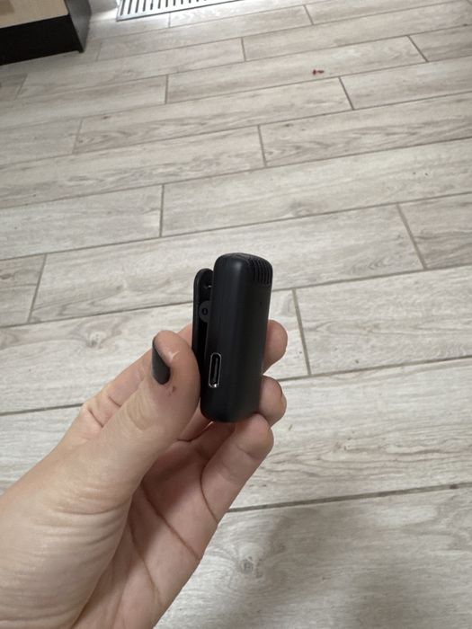 петличка микрофон с разъемом на айфон