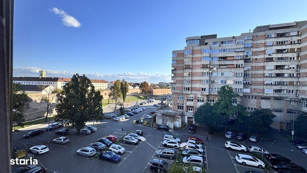 Chirie 3 camere Centru Civic Oradea, lângă Cetate