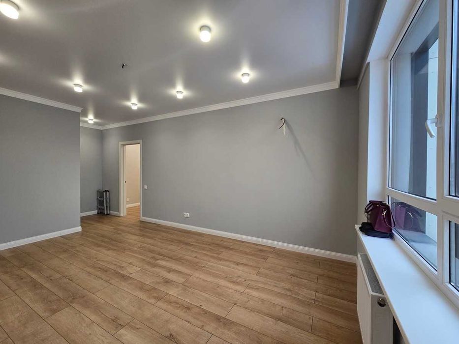 Продам 1 ком квартиру Варламова 27В