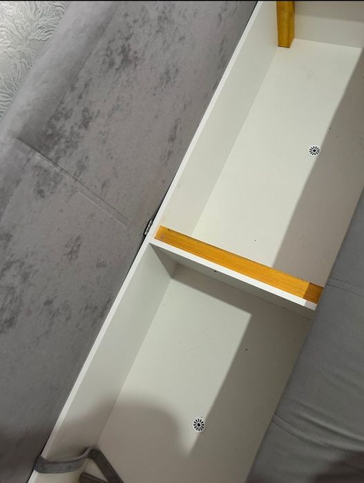 Продам диван б/у 1 год,  в отличном состоянии