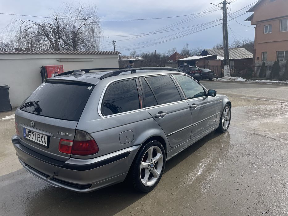 Bmw 320 diesel din anul 2004 manual masina trage bine navigatie camera