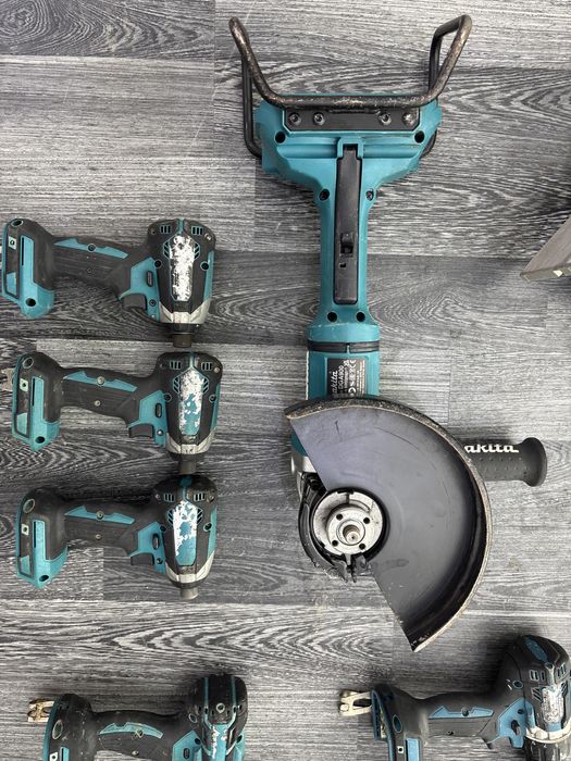 Makita lot scule 3500 lei toate
