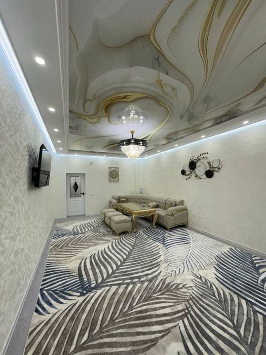 Продается 3 ком. Квартира на 2 этаже площадью 106 кв.м. В Согдиане