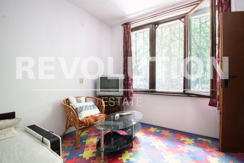 Дава се под наем Едностаен апартамент в София, Център - 20 кв.м за 300 € - Снимка #3