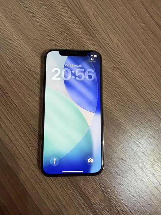 iPhone 12 Pro в отличном состоянии