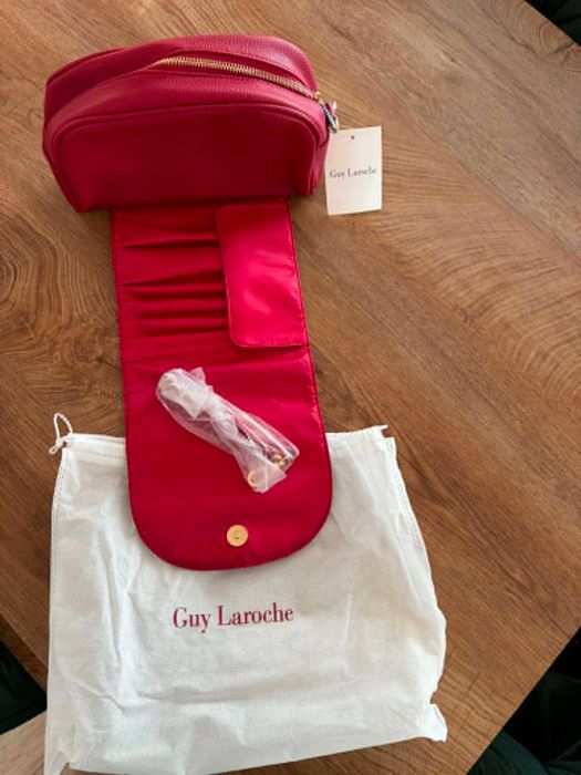 Козметична чанта Guy Laroche beauty case - нова