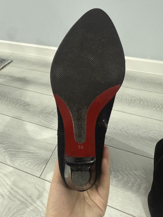 Продам сапоги замшевые