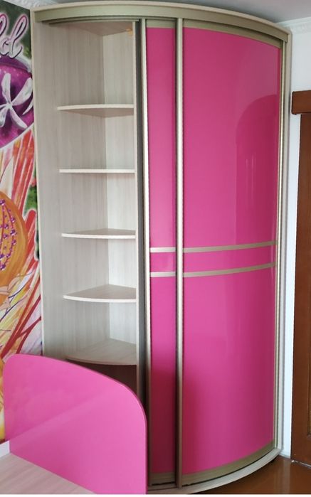 Продам спальню для девочки