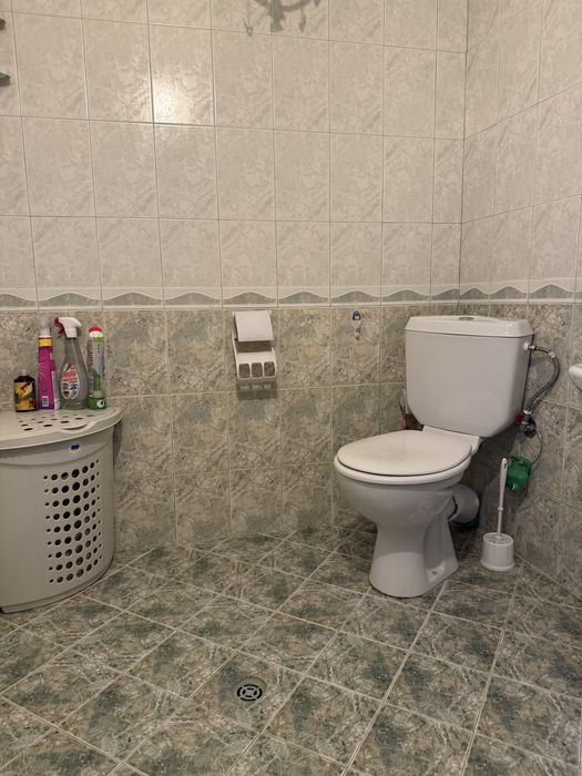 Дава се под наем Двустаен апартамент в Варна, Базар Левски - 80 кв.м за 850 € - Снимка #11