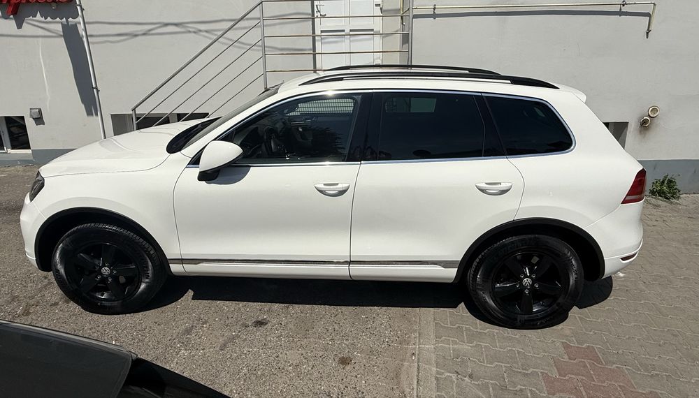 Volkswagen Touareg 3.0 TDI V6 204CP