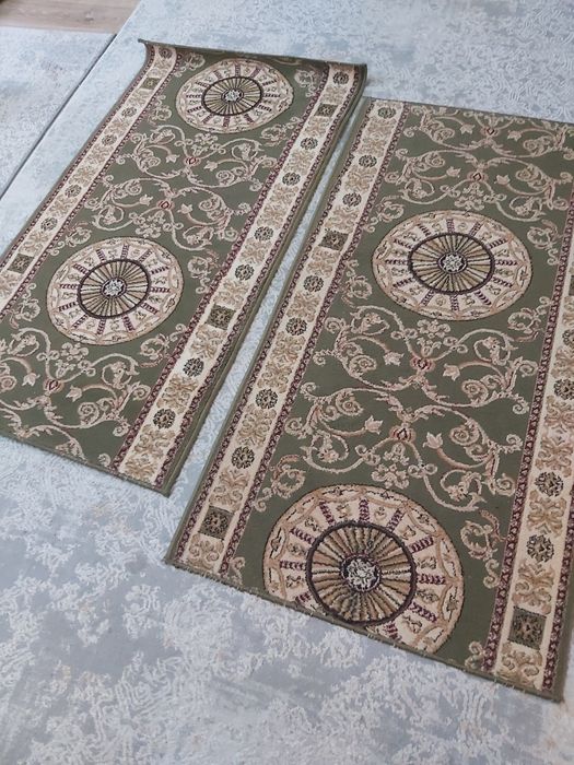 Продаю дорожки 2шт