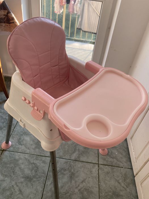 Scaun de masa Bebe