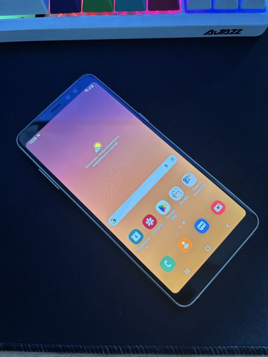Samsung A8+ 32 gb