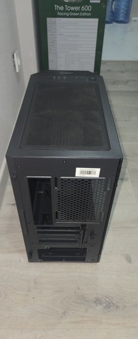 Продам корпус для компьютера