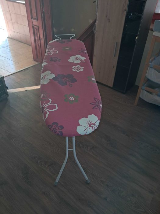 Masa de calcat haine