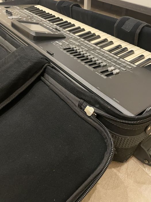 Професионален аранжор KORG Pa3X