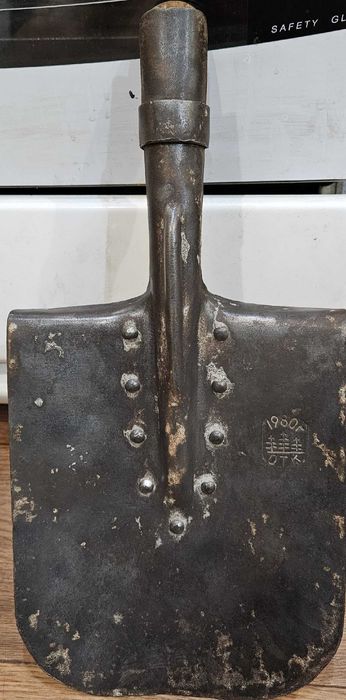Лопата солдатская СССР