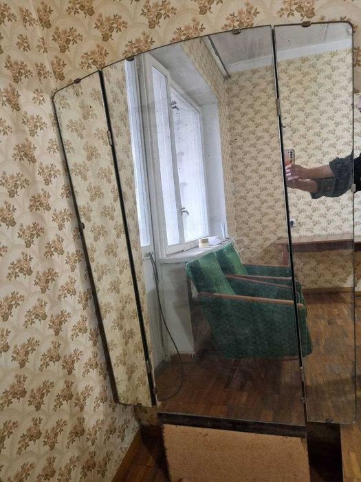 Невероятный антикварный трельяж с зеркалом размером 120х46х50