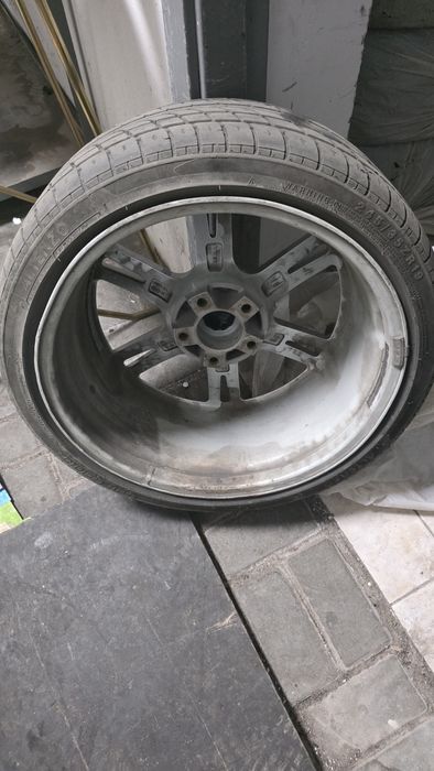 Продам диски с резиной( комплект)