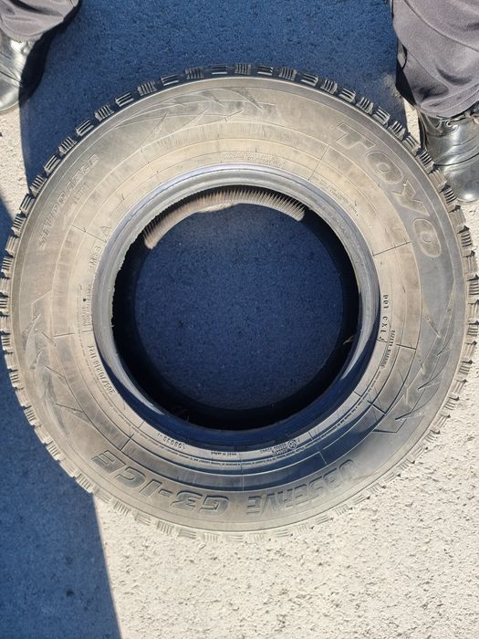 Две шины «TOYO» 265/70/16