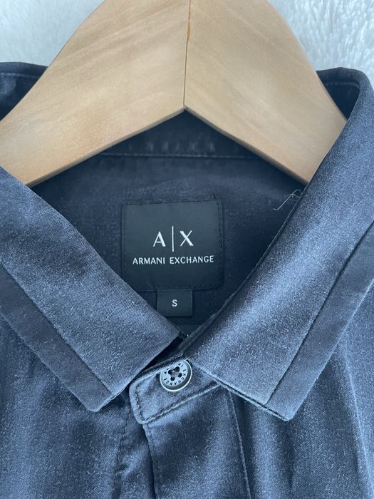 Camase armani marimea S in stare buna spre foarte buna