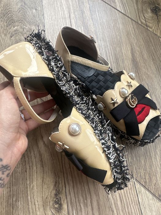 Продавам сандали на марката gucci