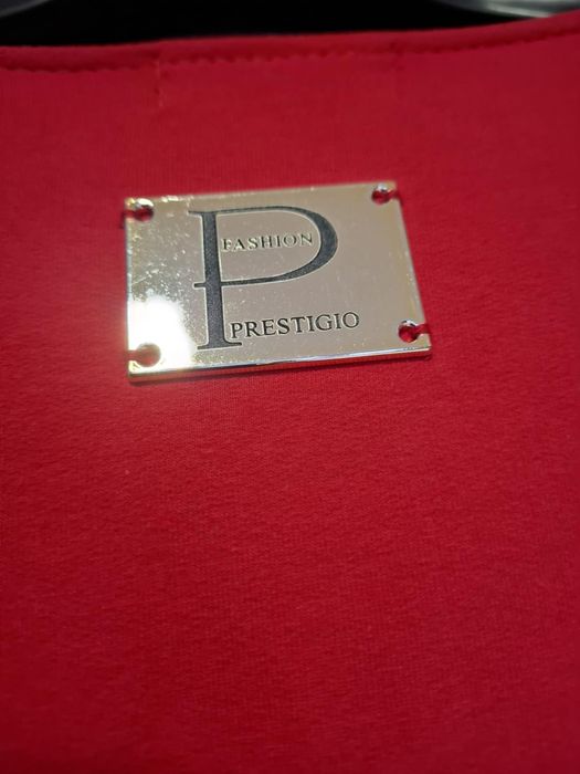 Дамска червена рокля Prestigio