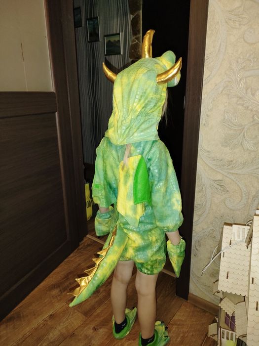 Новогодний костюм Дракона