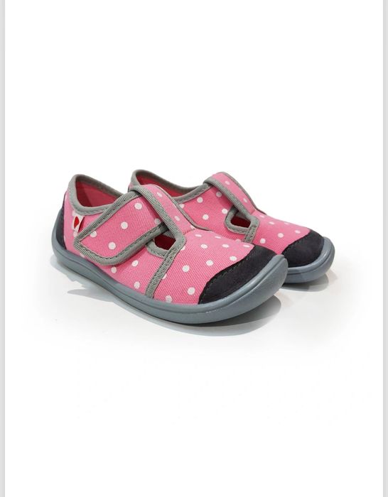 Боси пантофи 28 номер