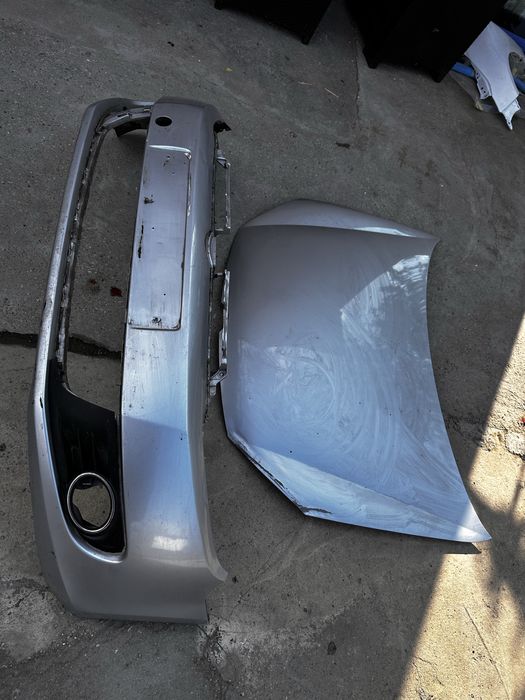 Capotă motor,bară față vw golf 6.berlină.