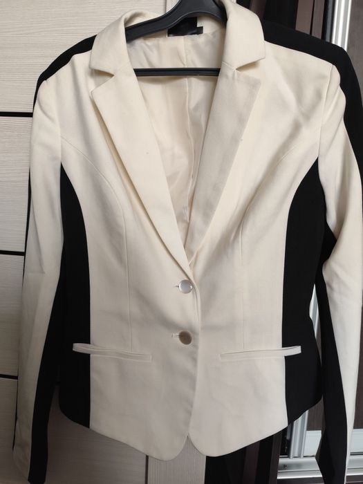 Жакет цвета айвори 46 размер