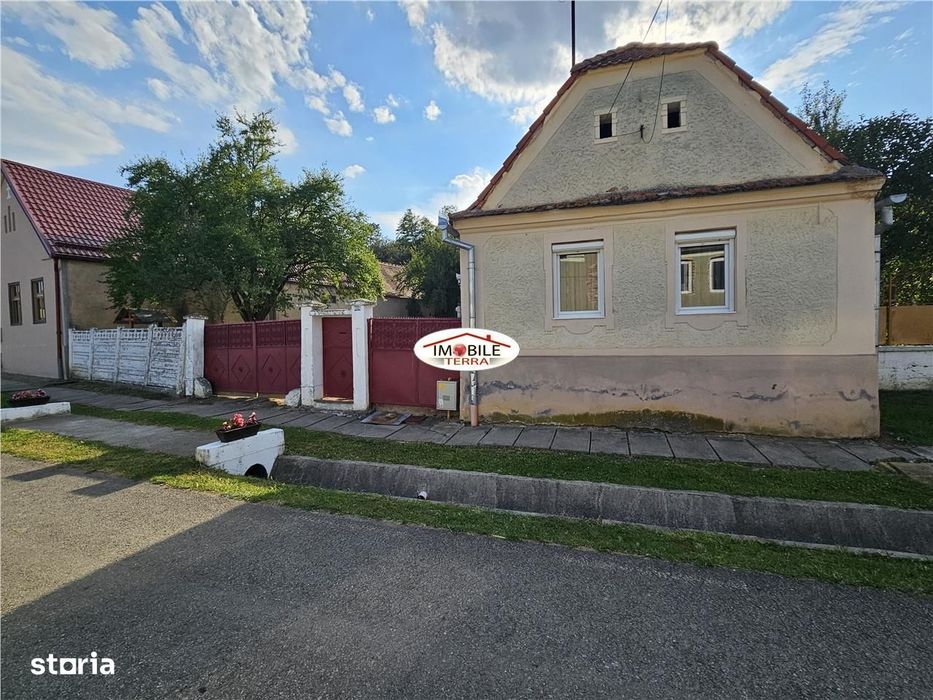 Casa spatioasa cu 2000 mp teren pe Valea Hartibaciului la Ilimbav