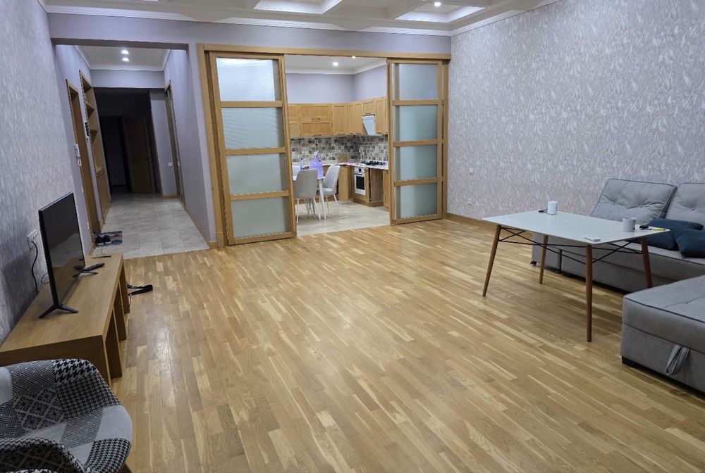 Продается габус квартира на Ц-1/ Садыка Азимова