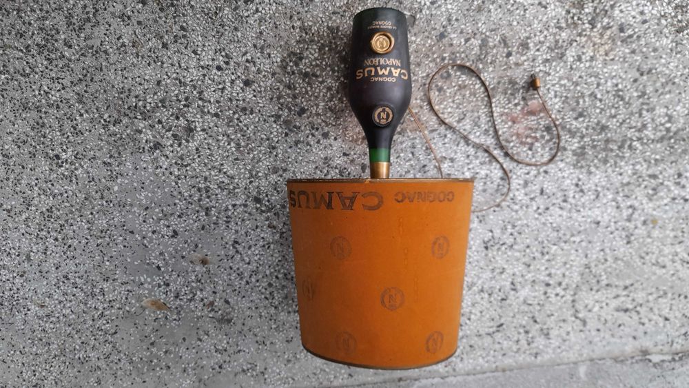 Настолна стара лампа