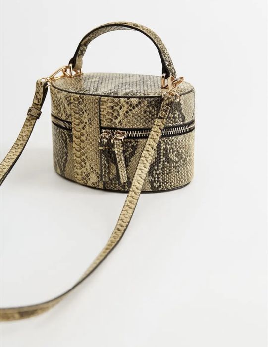 Продам сумки Mango