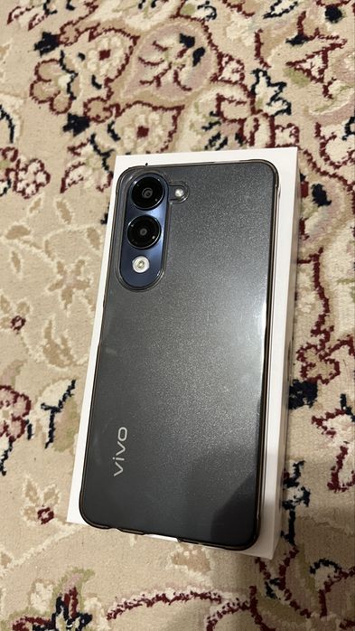 Vivo YO4.