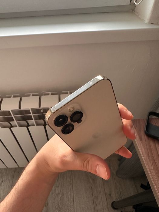 Продам IPhone 12 Pro Max 128gb