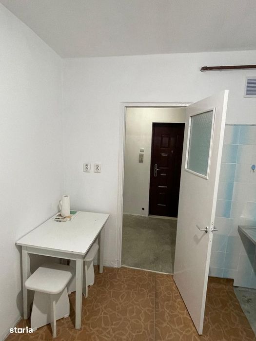 Apartament de doua camere de vanzare