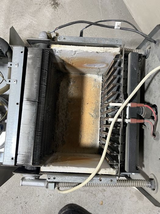 Котел, Kotel otopleniya, Gazaviy kotyol sotiladi. Двух контурний