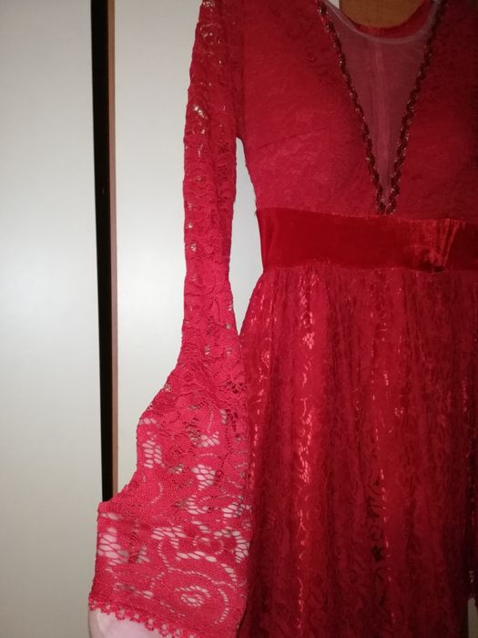 Rochie eleganta .